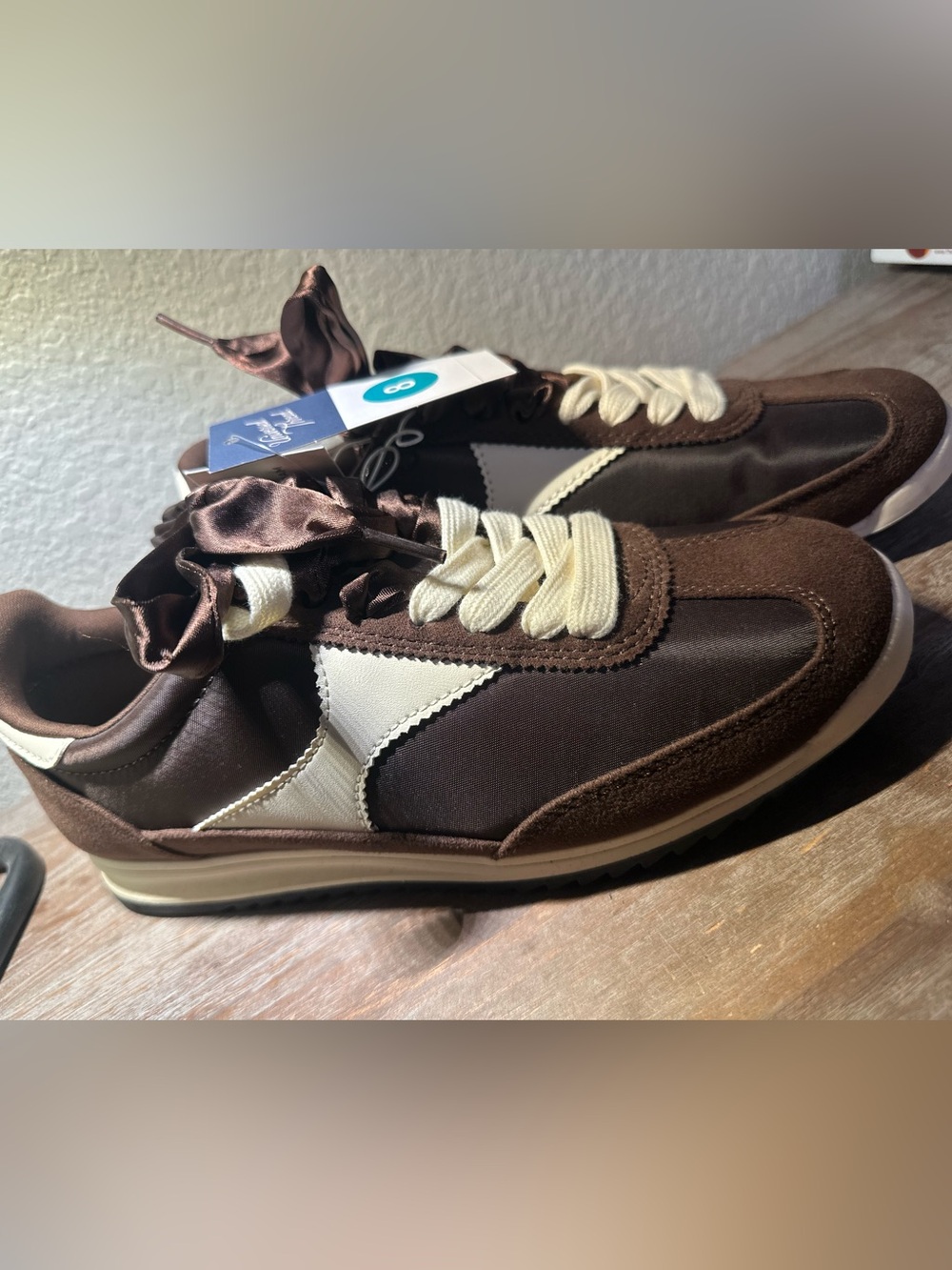 Universal Thread Womans Shoe- Skylar